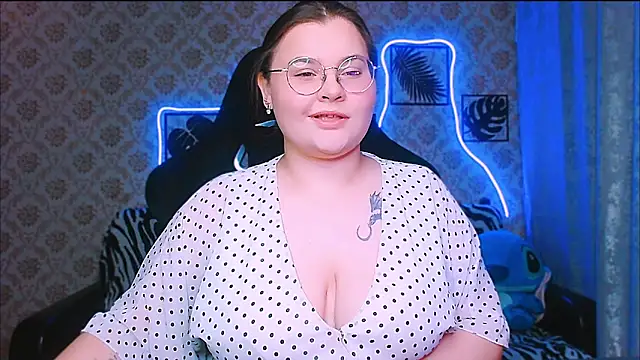 Snapshot of InLoveWithLife26 chatting on 8, 11, 2025 InLoveWithLife26 online show from 8, 11, 2025