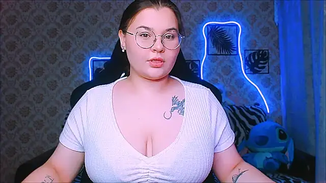 Snapshot of InLoveWithLife26 chatting on 19, 11, 2025 InLoveWithLife26 online show from 19, 11, 2025