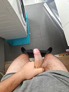 flirt 23 online show from 13, 11, 2025