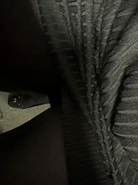 HiddenHoneyLDN online show from 5, 11, 2025