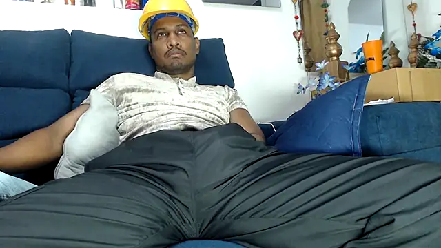 ElCaballeroNegro24 online show from 2, 3, 2026