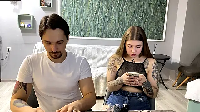 VelvetMiley online show from 16, 3, 2026