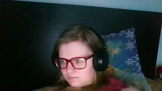 Moonolighta online show from 5, 11, 2025