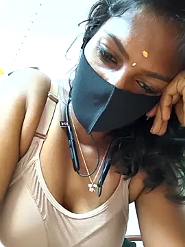 Snapshot of Honey_rosetamil chatting on 22, 4, 2026 Honey rosetamil online show from 22, 4, 2026