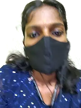Snapshot of Honey_rosetamil chatting on 15, 5, 2026 Honey rosetamil online show from 15, 5, 2026