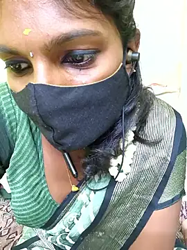 Snapshot of Honey_rosetamil chatting on 25, 5, 2026 Honey rosetamil online show from 25, 5, 2026