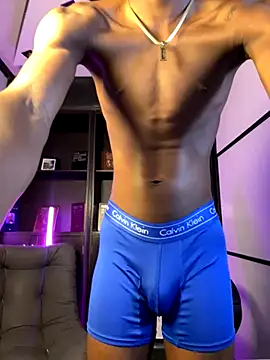 Snapshot of Brycce_santos chatting on 31, 10, 2025 Brycce santos online show from 31, 10, 2025