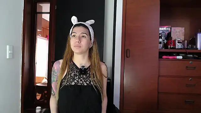 karlamoon23 online show from 24, 9, 2025