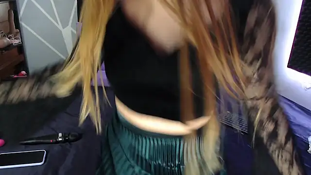 karlamoon23 online show from 28, 9, 2025