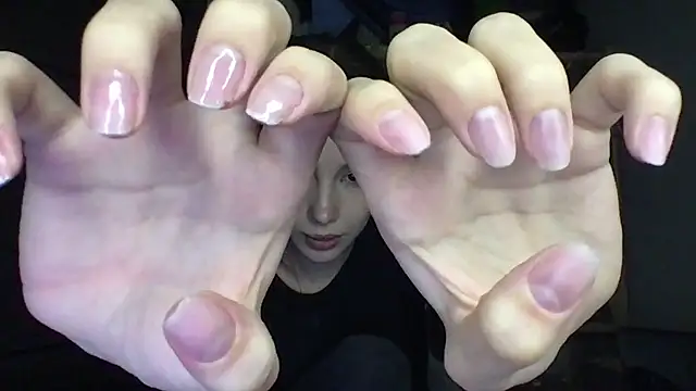 Snapshot of Yuna5343 chatting on 18, 10, 2025 Yuna5343 online show from 18, 10, 2025