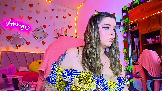 Snapshot of Anny_Hurtado chatting on 23, 9, 2025 Anny Hurtado online show from 23, 9, 2025