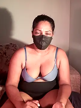 Snapshot of Kim_kardashia24 chatting on 24, 9, 2025 Kim kardashia24 online show from 24, 9, 2025