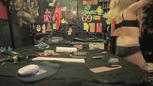 Splash Queen420 online show from 25, 5, 2026