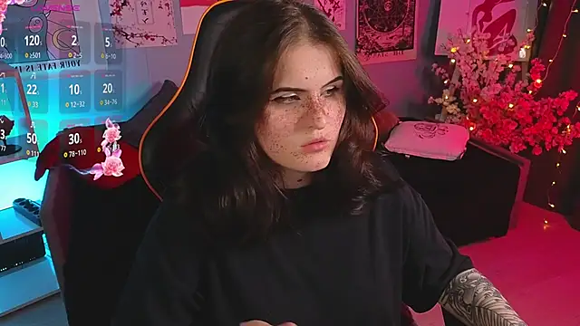 Dark Shine online show from 5, 5, 2026