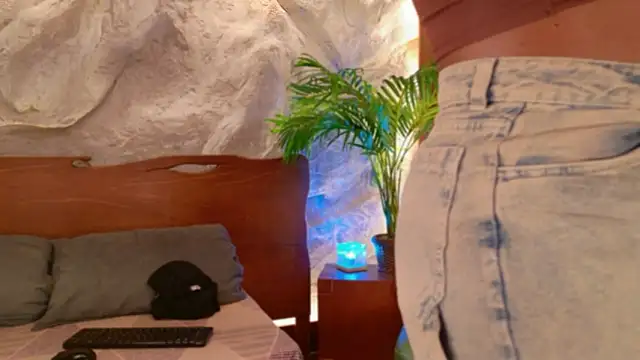 alisonn moon online show from 25, 2, 2026