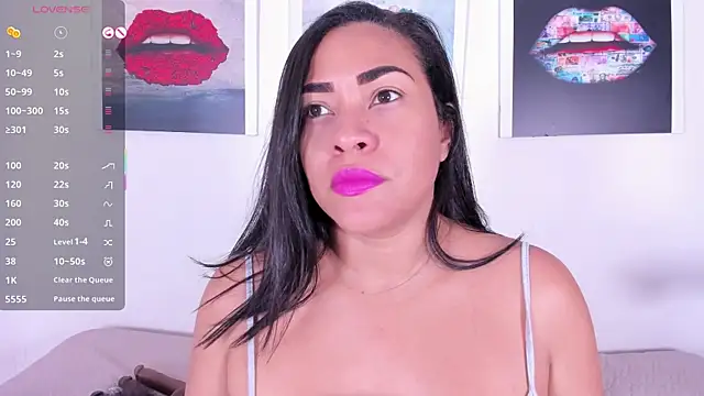 Monika-Ruiz online show from 15, 11, 2025