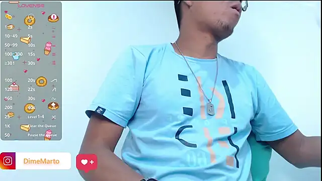 Snapshot of mike_black_22 chatting on 3, 10, 2025 mike black 22 online show from 3, 10, 2025