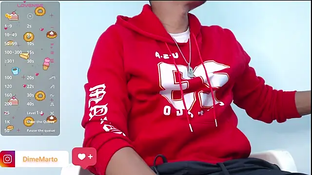 Snapshot of mike_black_22 chatting on 24, 11, 2025 mike black 22 online show from 24, 11, 2025