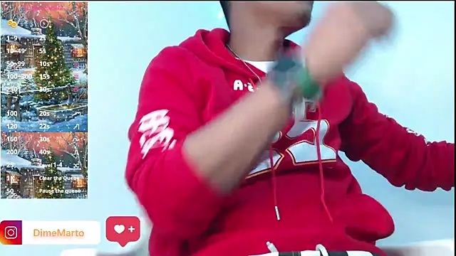 Snapshot of mike_black_22 chatting on 16, 12, 2025 mike black 22 online show from 16, 12, 2025