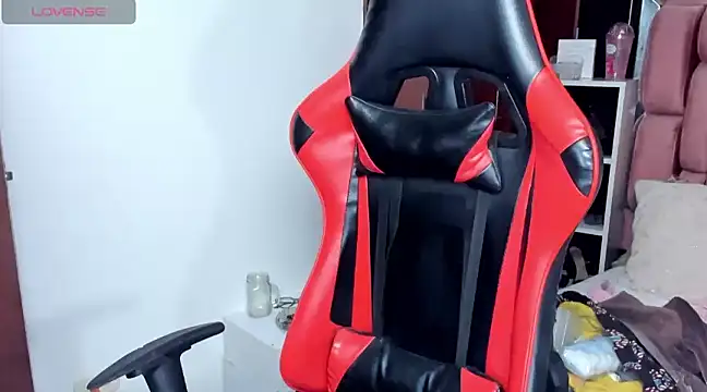 Snapshot of sara_slut21 chatting on 8, 3, 2025 sara slut21 online show from 8, 3, 2025