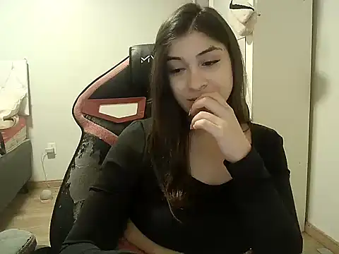 Becca B online show from 1, 11, 2025