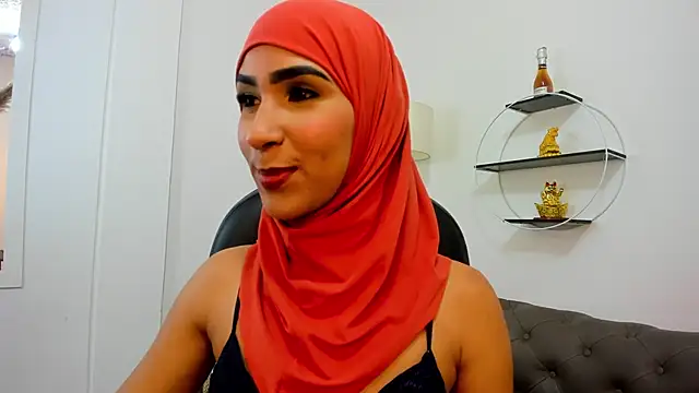 Snapshot of nefer_ahsgarr chatting on 21, 10, 2025 nefer ahsgarr online show from 21, 10, 2025