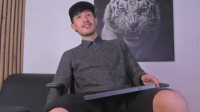 DimitriDeluxe online show from 22, 9, 2025