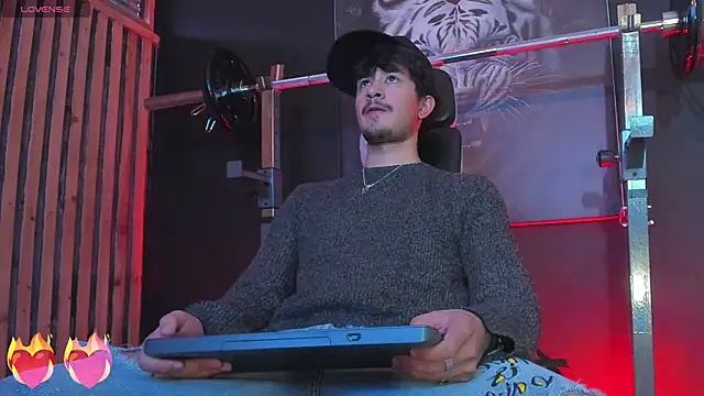 DimitriDeluxe online show from 28, 10, 2025