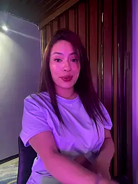 Adarha Ramirez online show from 19, 11, 2025