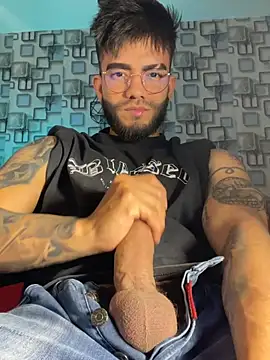 Snapshot of King_Draven3 chatting on 3, 3, 2026 King Draven3 online show from 3, 3, 2026