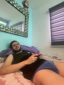 Snapshot of Alexitho25 chatting on 31, 5, 2026 Alexitho25 online show from 31, 5, 2026