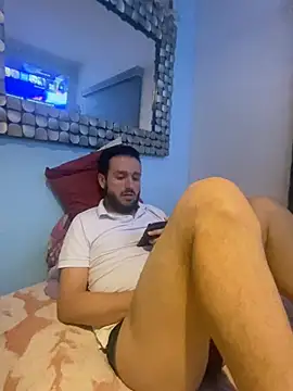 Snapshot of Alexitho25 chatting on 22, 7, 2026 Alexitho25 online show from 22, 7, 2026