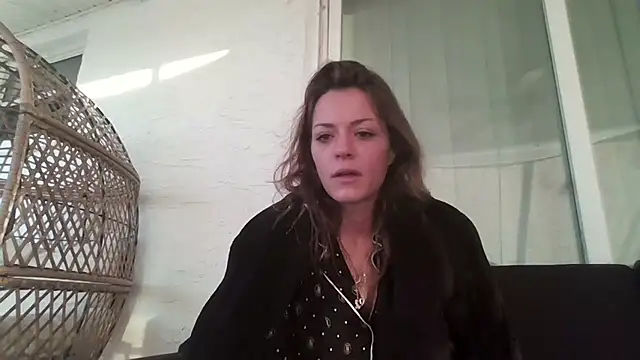 LaylaRainVIP online show from 14, 12, 2025