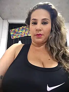 Snapshot of dayana2021 chatting on 6, 11, 2025 dayana2021 online show from 6, 11, 2025