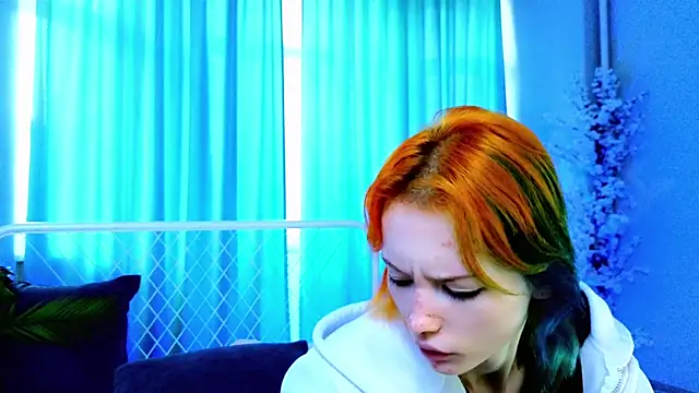Snapshot of Kiara_Dream chatting on 14, 7, 2026 Kiara Dream online show from 14, 7, 2026