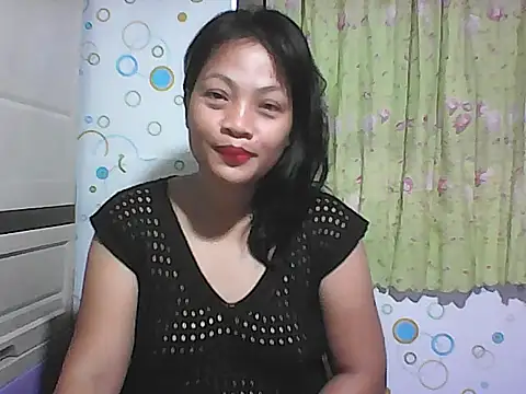 HottyElle online show from 24, 4, 2026