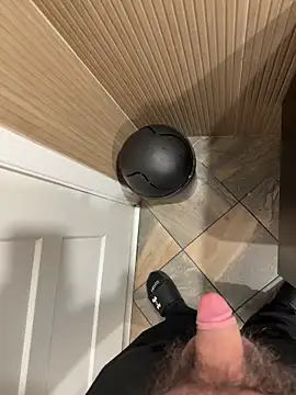 Snapshot of Spartacus514 chatting on 8, 10, 2025 Spartacus514 online show from 8, 10, 2025