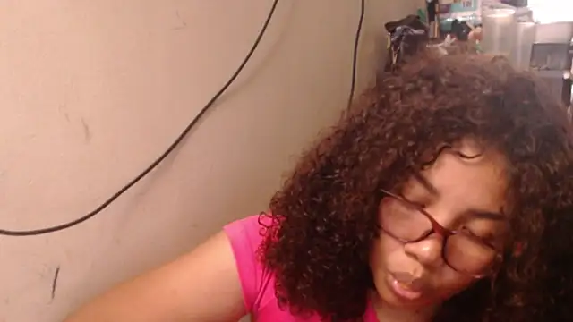 Snapshot of madelene chatting on 14, 3, 2026 madelene online show from 14, 3, 2026