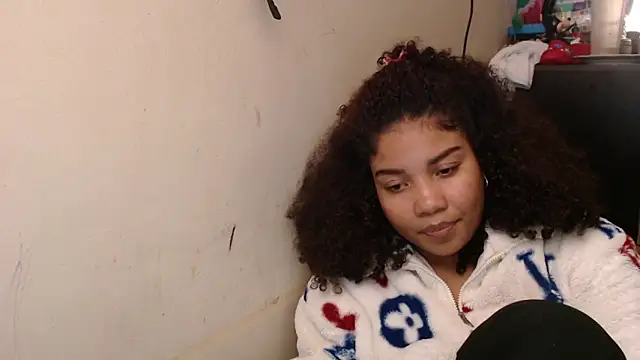 Snapshot of madelene chatting on 12, 4, 2026 madelene online show from 12, 4, 2026