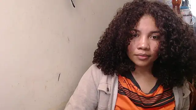 Snapshot of madelene chatting on 16, 4, 2026 madelene online show from 16, 4, 2026