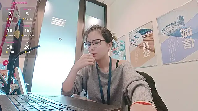 Snapshot of KKMM168 chatting on 18, 12, 2025 KKMM168 online show from 18, 12, 2025