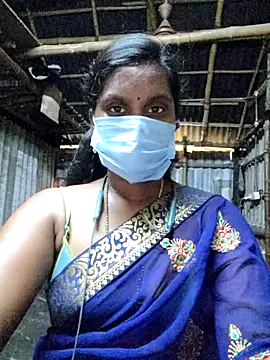 Snapshot of Tamildivya18 chatting on 18, 9, 2025 Tamildivya18 online show from 18, 9, 2025