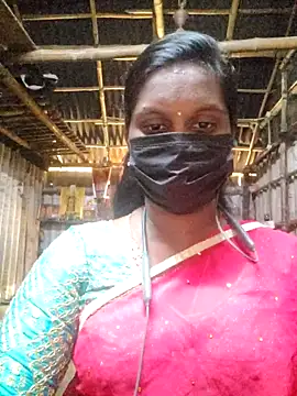 Snapshot of Tamildivya18 chatting on 16, 10, 2025 Tamildivya18 online show from 16, 10, 2025