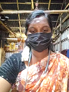 Snapshot of Tamildivya18 chatting on 22, 10, 2025 Tamildivya18 online show from 22, 10, 2025