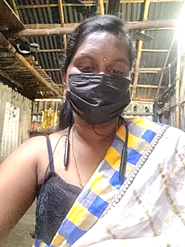 Snapshot of Tamildivya18 chatting on 19, 11, 2025 Tamildivya18 online show from 19, 11, 2025