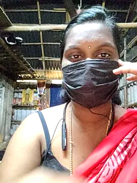 Snapshot of Tamildivya18 chatting on 20, 11, 2025 Tamildivya18 online show from 20, 11, 2025