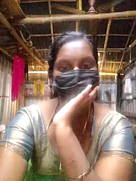 Snapshot of Tamildivya18 chatting on 18, 12, 2025 Tamildivya18 online show from 18, 12, 2025