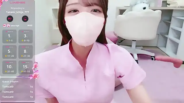 Reina Fcup online show from 18, 4, 2026