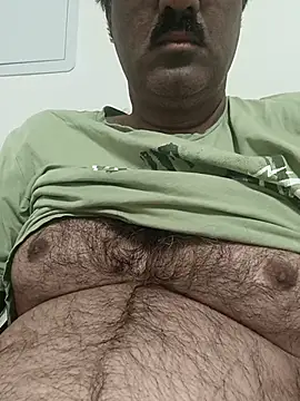 Snapshot of moonflower25 chatting on 23, 9, 2025 moonflower25 online show from 23, 9, 2025