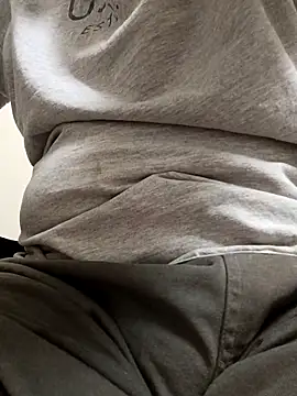 Snapshot of moonflower25 chatting on 24, 9, 2025 moonflower25 online show from 24, 9, 2025